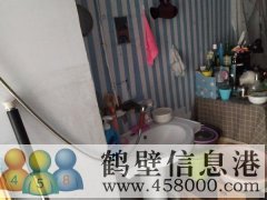 鶴鳴花園車庫出租（地上車庫，像當(dāng)于一樓）