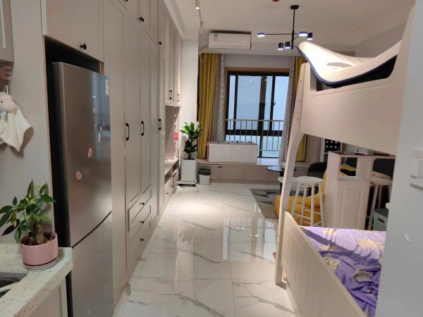 淇河建業(yè)壹號城邦一室出租，精裝修 拎包入住，家具家電全新