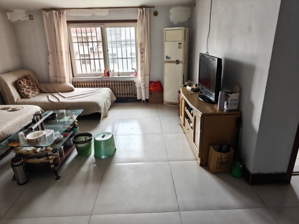 牟山一區(qū)，房屋出售！